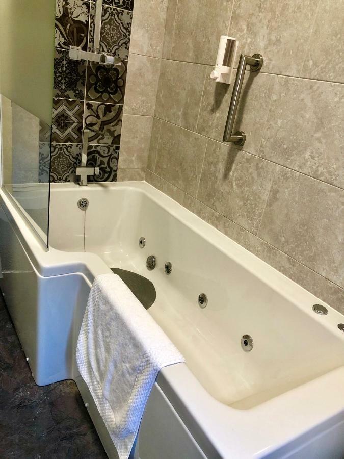 ليثام سانت أنيه Stay Lytham Serviced Apartments المظهر الخارجي الصورة